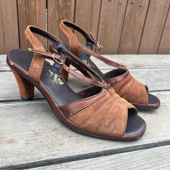 VTG 70s Hush Puppies Brown Velvet Sling Back Heels 8 1/2M - Picture 1 of 8